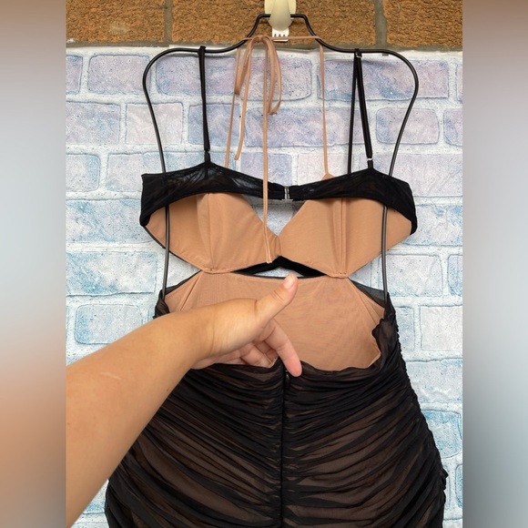 House of CB Tibi Black Cutout Ruched Midi
Dress large - Picture 10 of 16